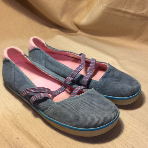 Acorn canvas mary-janes shoes 2 - Picture 1 of 8